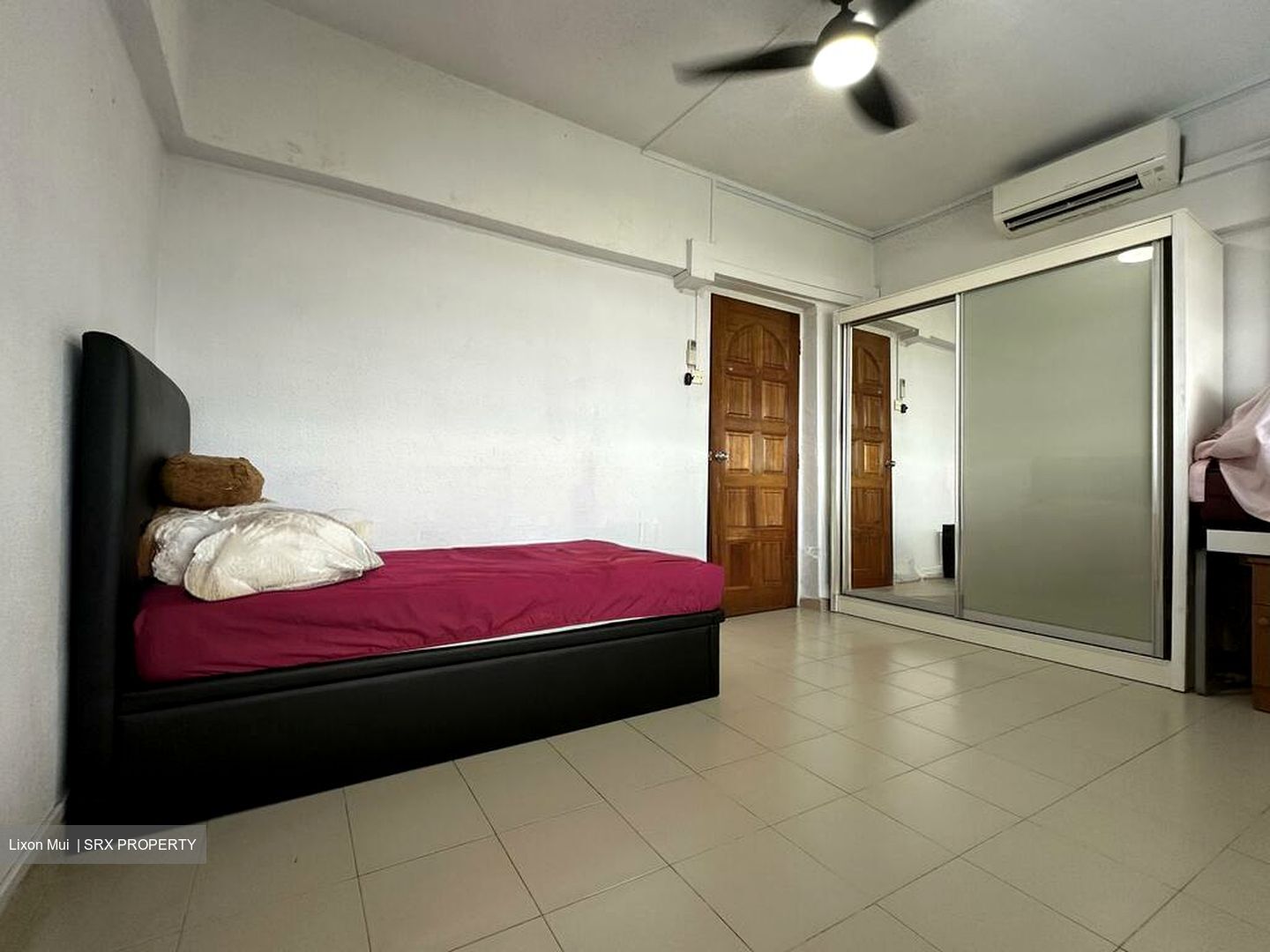 Blk 547 Jurong West Street 42 (Jurong West), HDB Executive #518165121